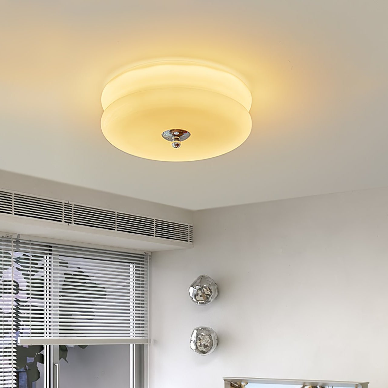 Flush-Mount Ceiling Light in Vintage Finish | Timeless Ambient Glow for Any Room