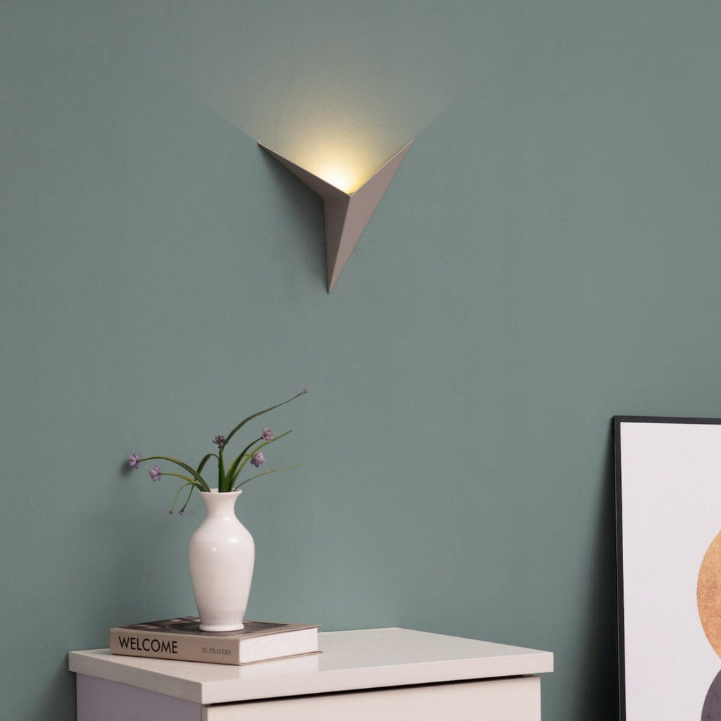 Varen | Triangular LED Wall Sconce for Living Room or Hallway