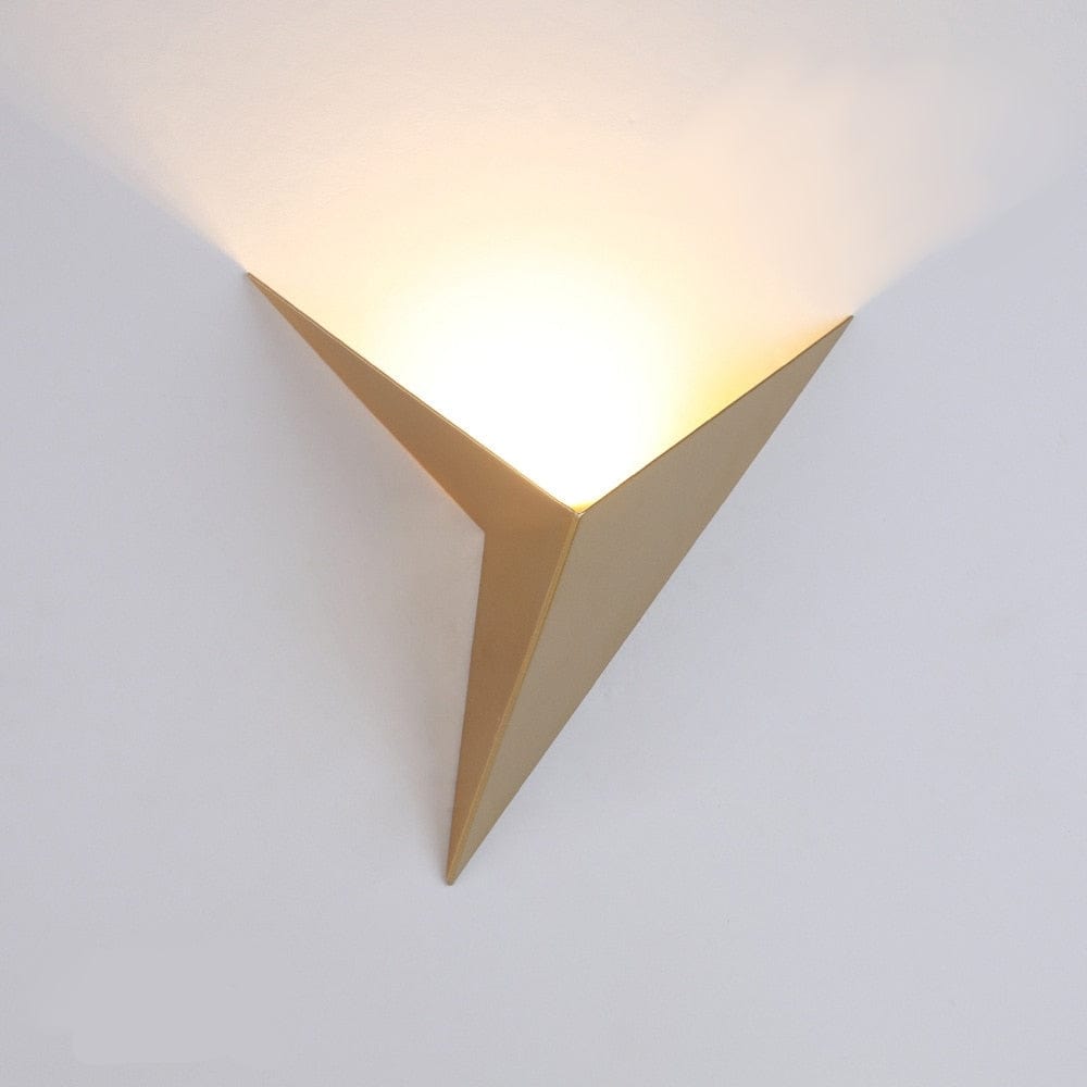 Varen | Triangular LED Wall Sconce for Living Room or Hallway