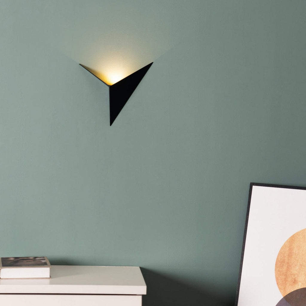 Varen | Triangular LED Wall Sconce for Living Room or Hallway
